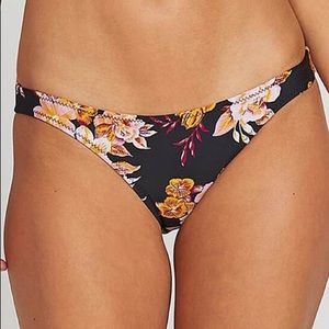 NWT Volcom Garden Hipster Swin Bottons New